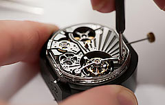 手表维修（雅克德罗手表表带锈蚀的护理建议）