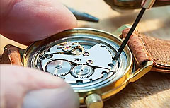 雅克德罗手表维修保养（如何去除爱彼手表表壳上的锈斑）