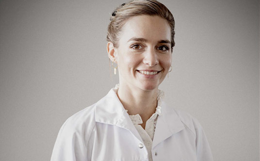 北京雅克德罗维修中心技师：玛丽